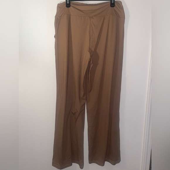 NWOT- Women’s Brown High Waisted Wide Leg Lounge Pants - Picture 3 of 4